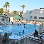 Hotel Ayma Beach