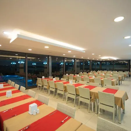 酒店 Ayma Beach 4*