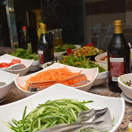 Ayma Beach 酒店 库萨达斯