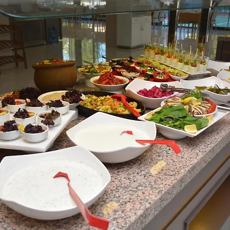 Ayma Beach 酒店 库萨达斯